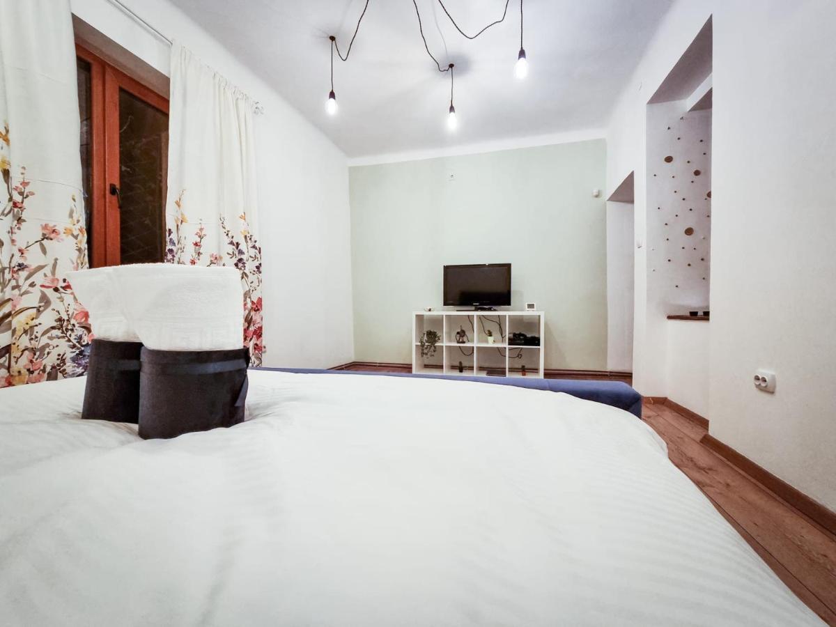 Home Central Apartment Braşov Exterior foto